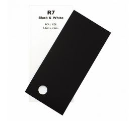 R7 Black & White 7.62m х 1.22m